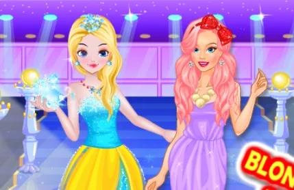 Blonde Vs Readhead Fashion Show - Play Free Game