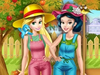 Play Princesses Working In the Garden - Free Online Game