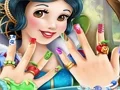 Play snow-white-nails - Free Online Game